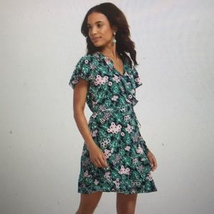 Draper James Tropical Floral wrap dress o